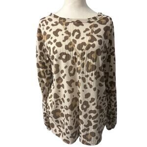 Hopely Boutique Leopard‎ Top Brown and Cream Size Large Stitching Ribbed NWOT